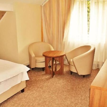 Hotel Crisalpin 포이아나브라소프 외부 사진