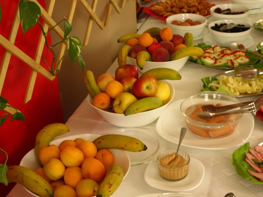 Hotel Crisalpin 포이아나브라소프 외부 사진