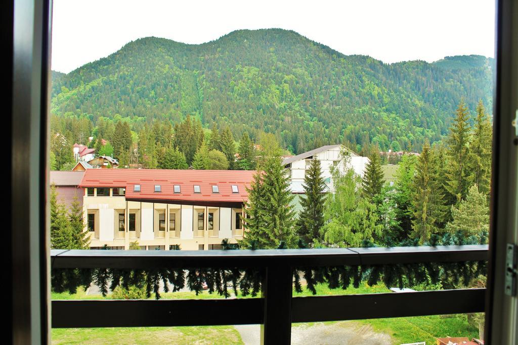 Hotel Crisalpin 포이아나브라소프 외부 사진