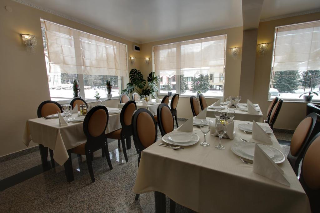 Hotel Crisalpin 포이아나브라소프 외부 사진